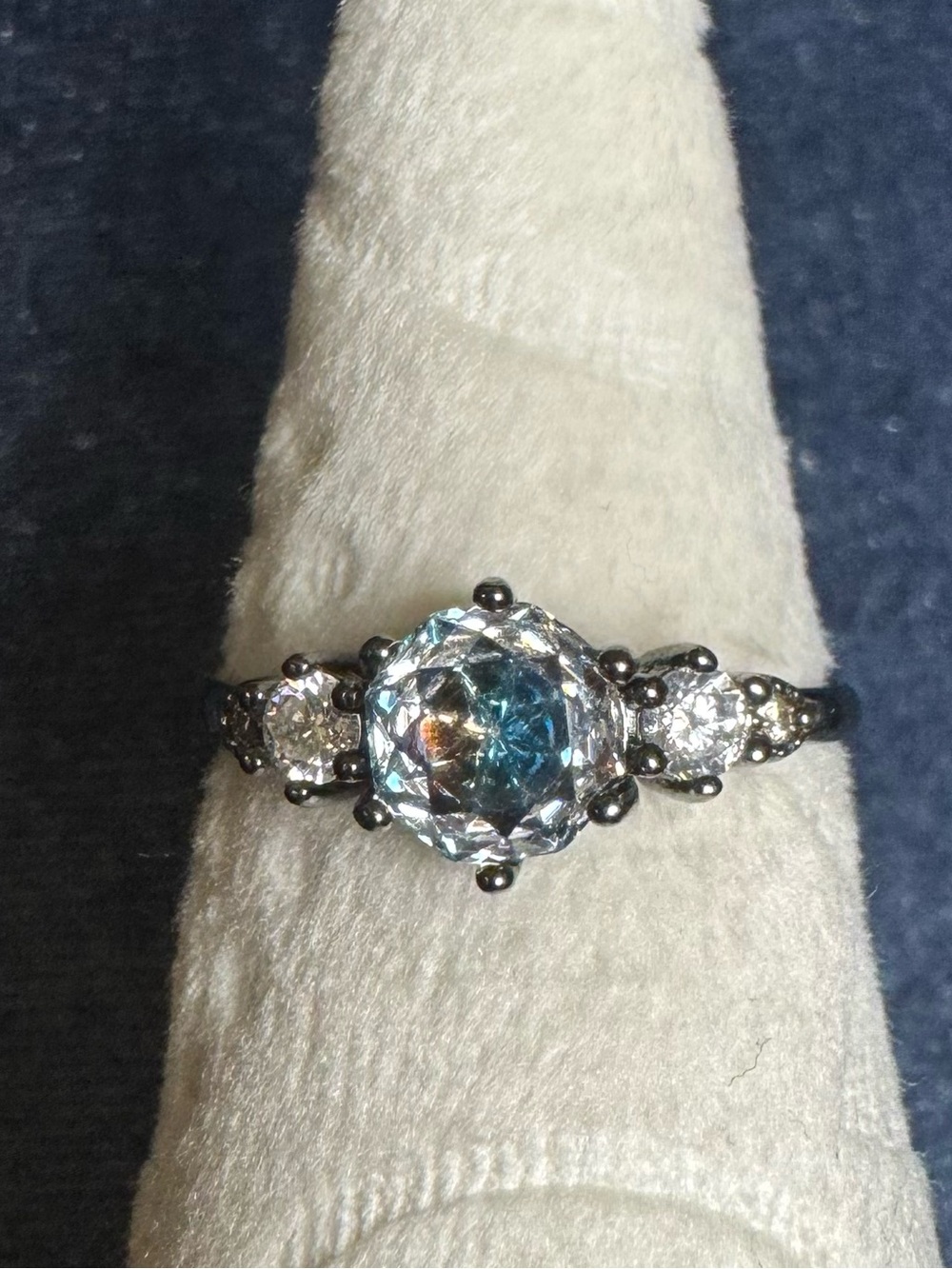 S925 black plated bicolour lab stone blue orange 5 stone ring 1 carat size 6
